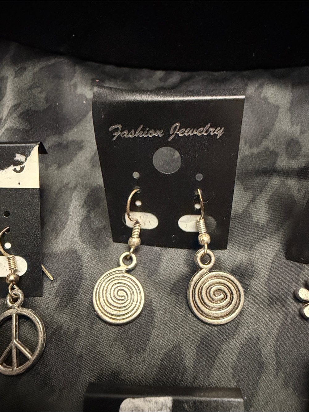 Earring Bundle - Picture 3 of 6